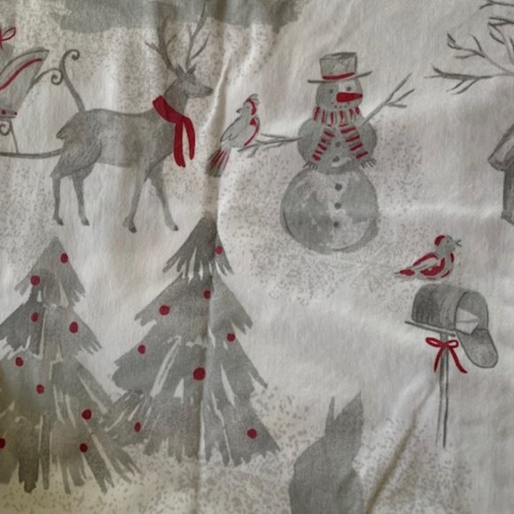 Martha Stewart "SNOWY VILLAGE" Shower Curtain: Deer, Houses, Trees, Birds, Snow - Picture 5 of 8